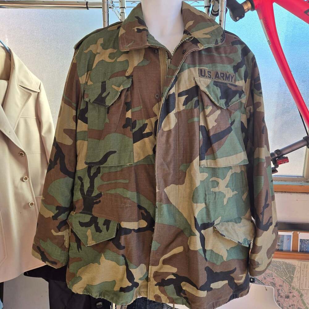US Army M-65 Field Jacket Medium Regular Woodland Camo